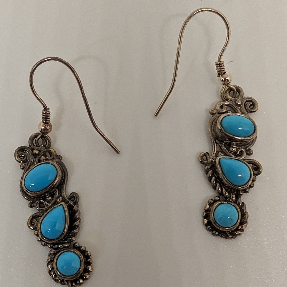 Vintage Turquoise Sterling Silver earrings - Picture 1 of 4
